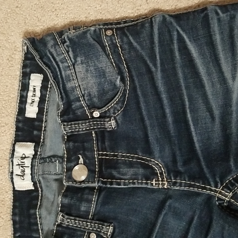 Daytrip 'Lynx' Skinny Jeans 25 - Picture 5 of 7